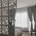 Mountain In With Fireplace & Sauna Prodromos