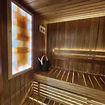 Mountain In With Fireplace & Sauna *