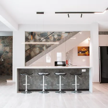 Mountain In With Fireplace & Sauna * Prodromos