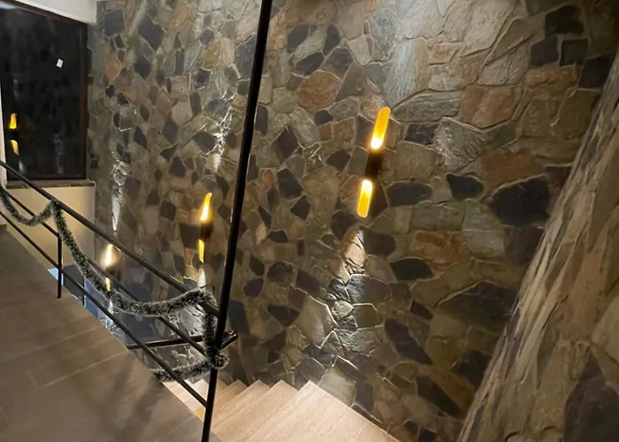 Mountain In With Fireplace & Sauna