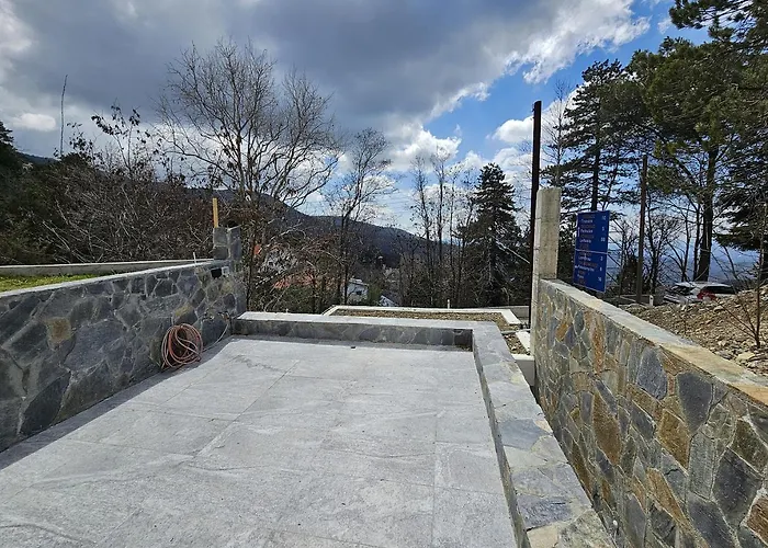 Mountain In With Fireplace & Sauna Villa